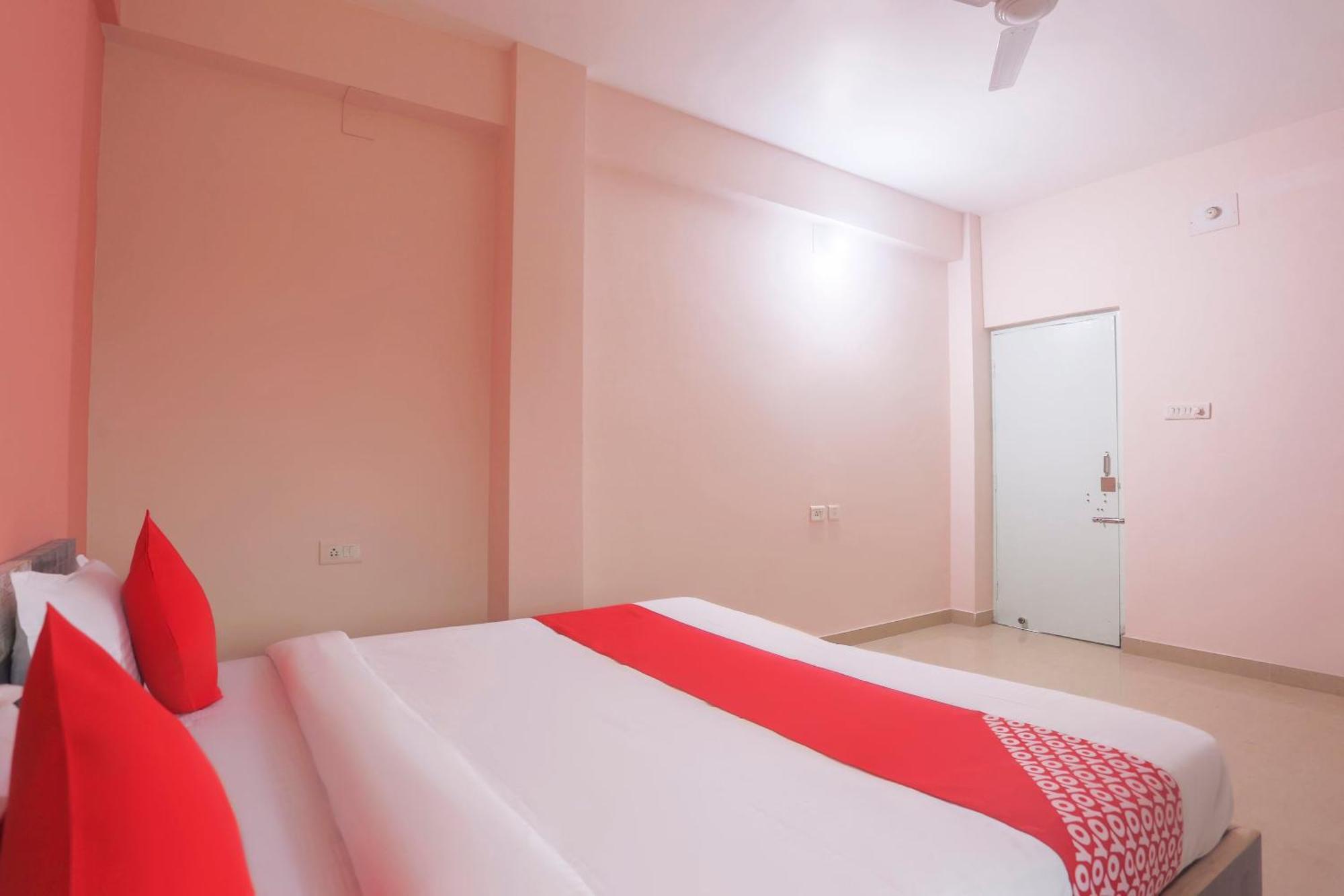 Super Hotel O Avigna Residency Bhubaneswar Extérieur photo